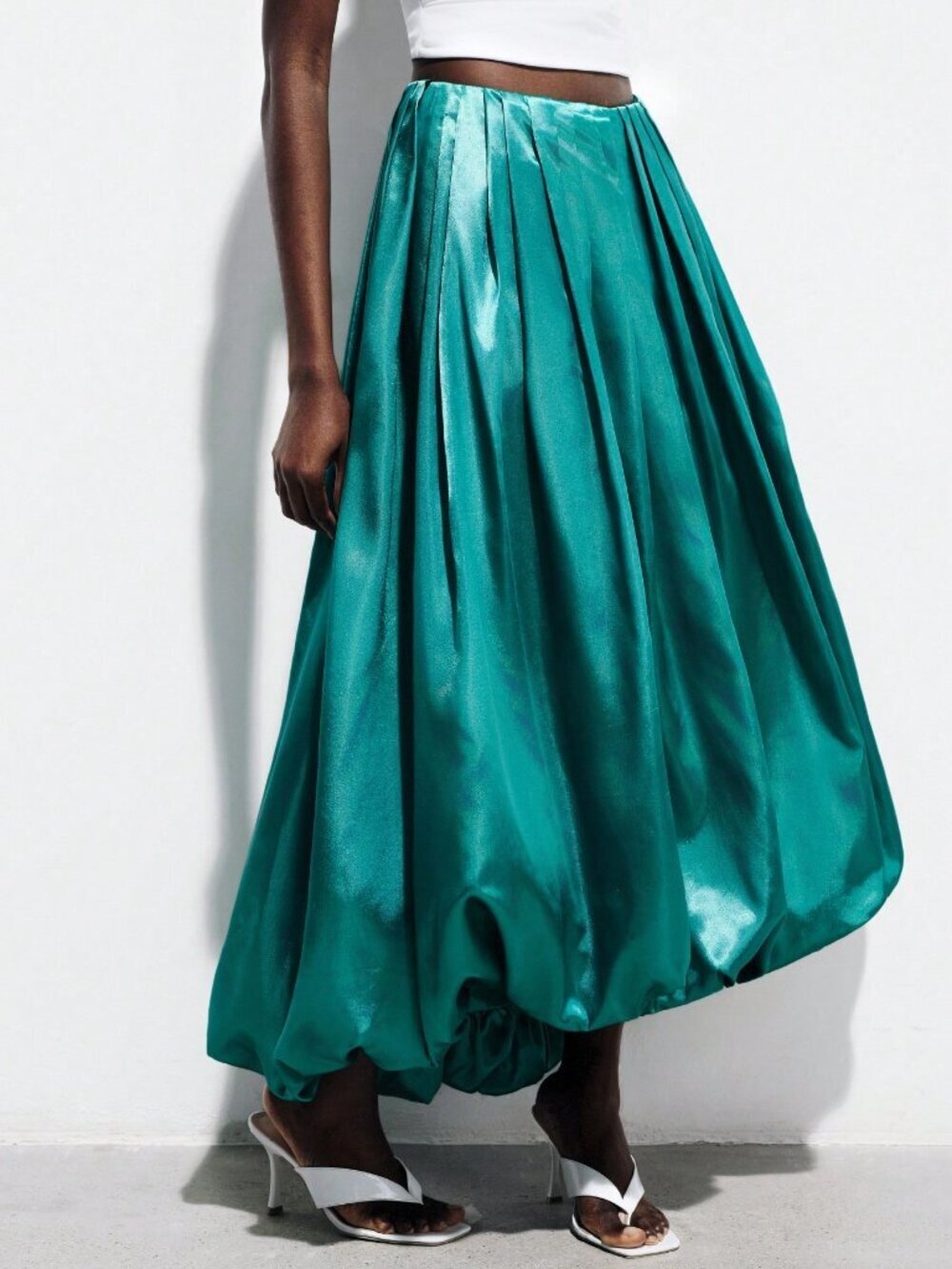 Green Casual Women's High-Waisted A-Line Satin Pleated Skirt - Picture 5 of 8